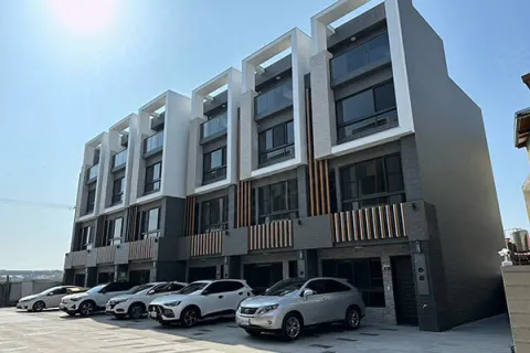 理想大地建案主視覺