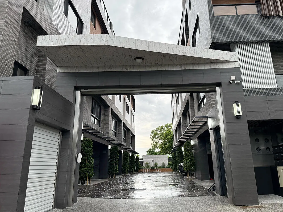 上雋金色朗朗NO.2建案圖輯 3