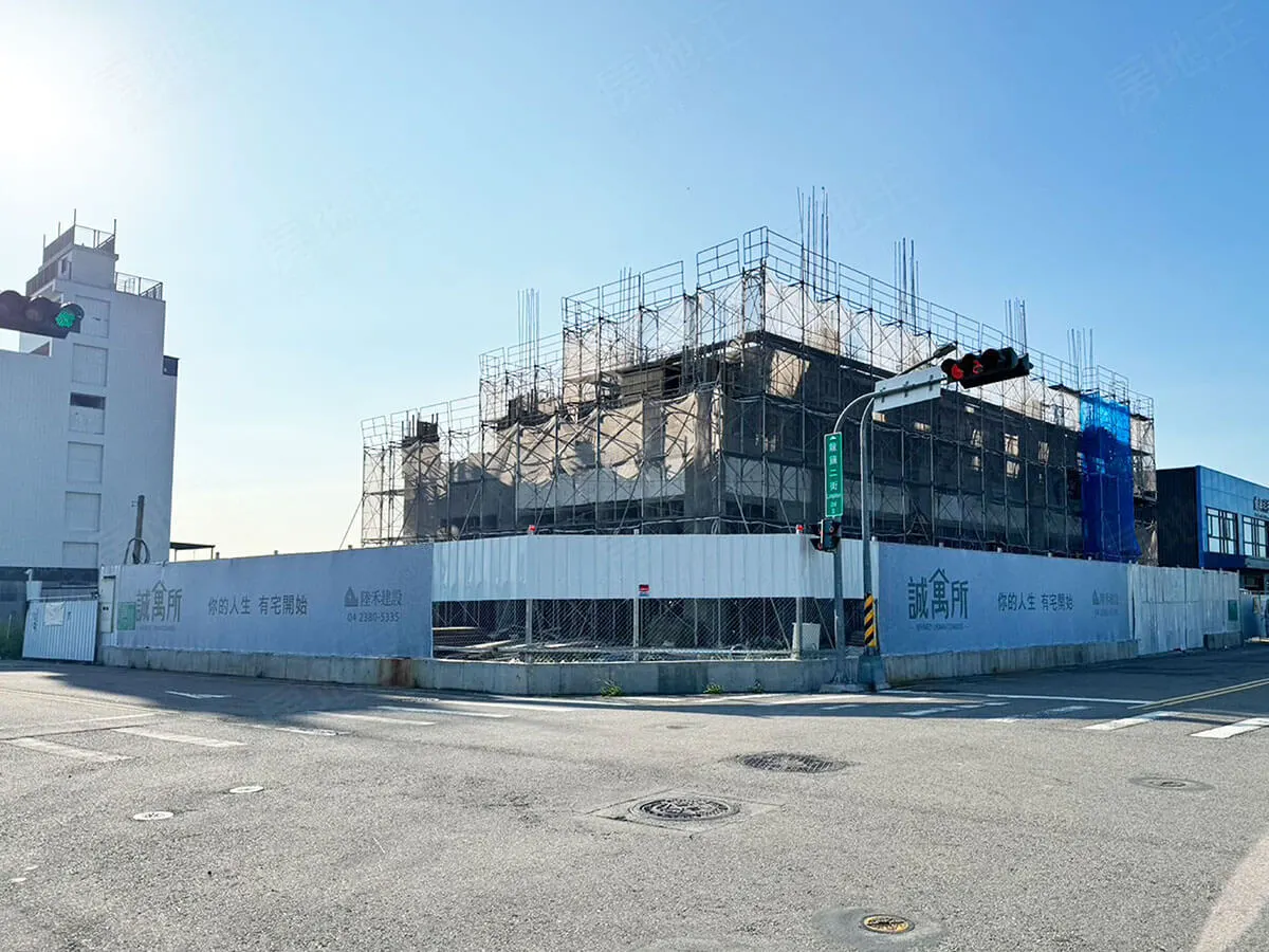 陸禾誠寓所建案圖輯 3